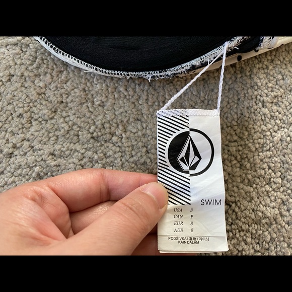 Bikini Set - Picture 4 of 7